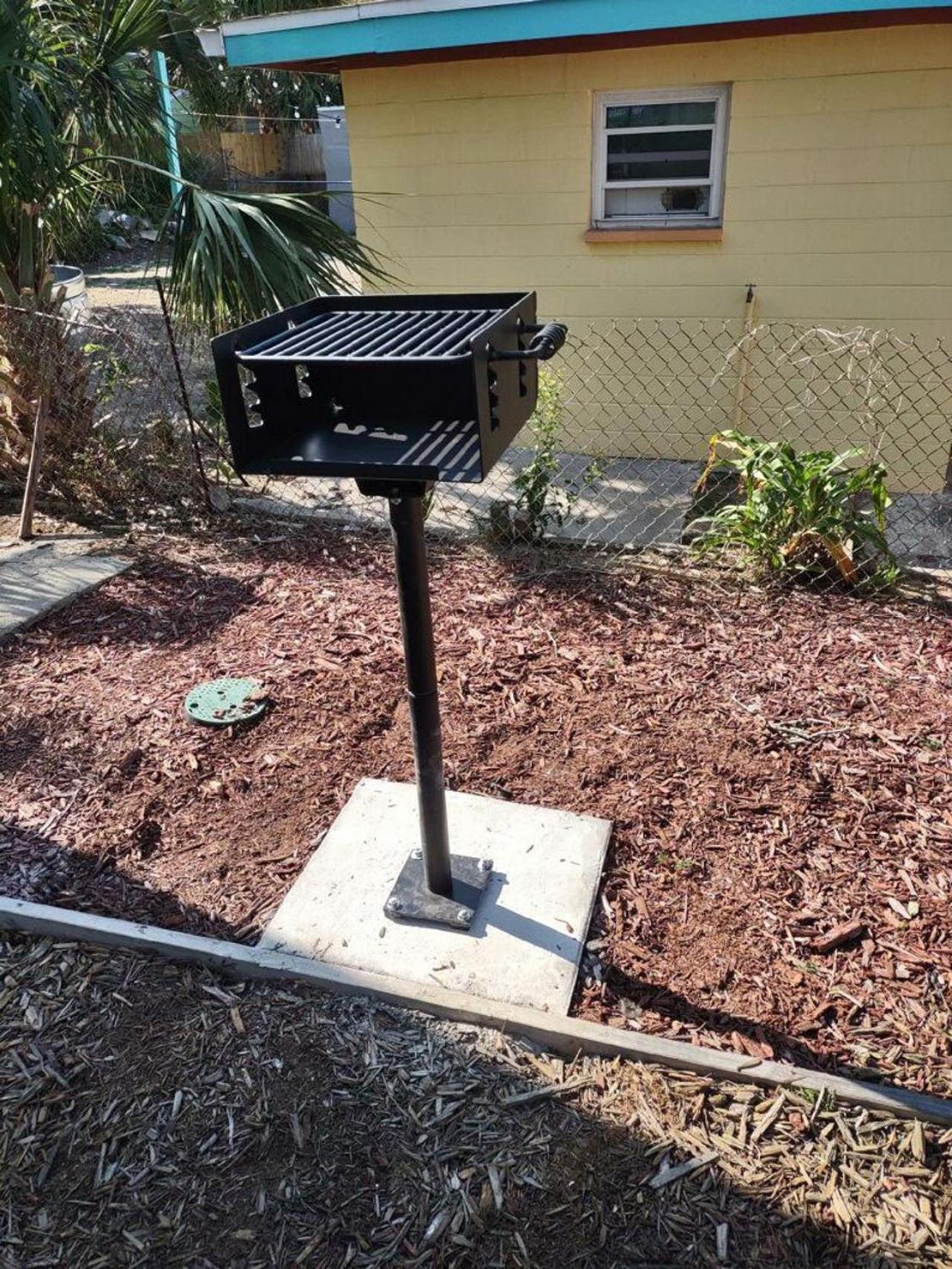 Apartment Pets Ok! Steps To Ocean Center Walk To Beach!