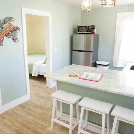 Pets Ok! Steps To Ocean Center Walk To Beach! Daytona Beach Exterior photo