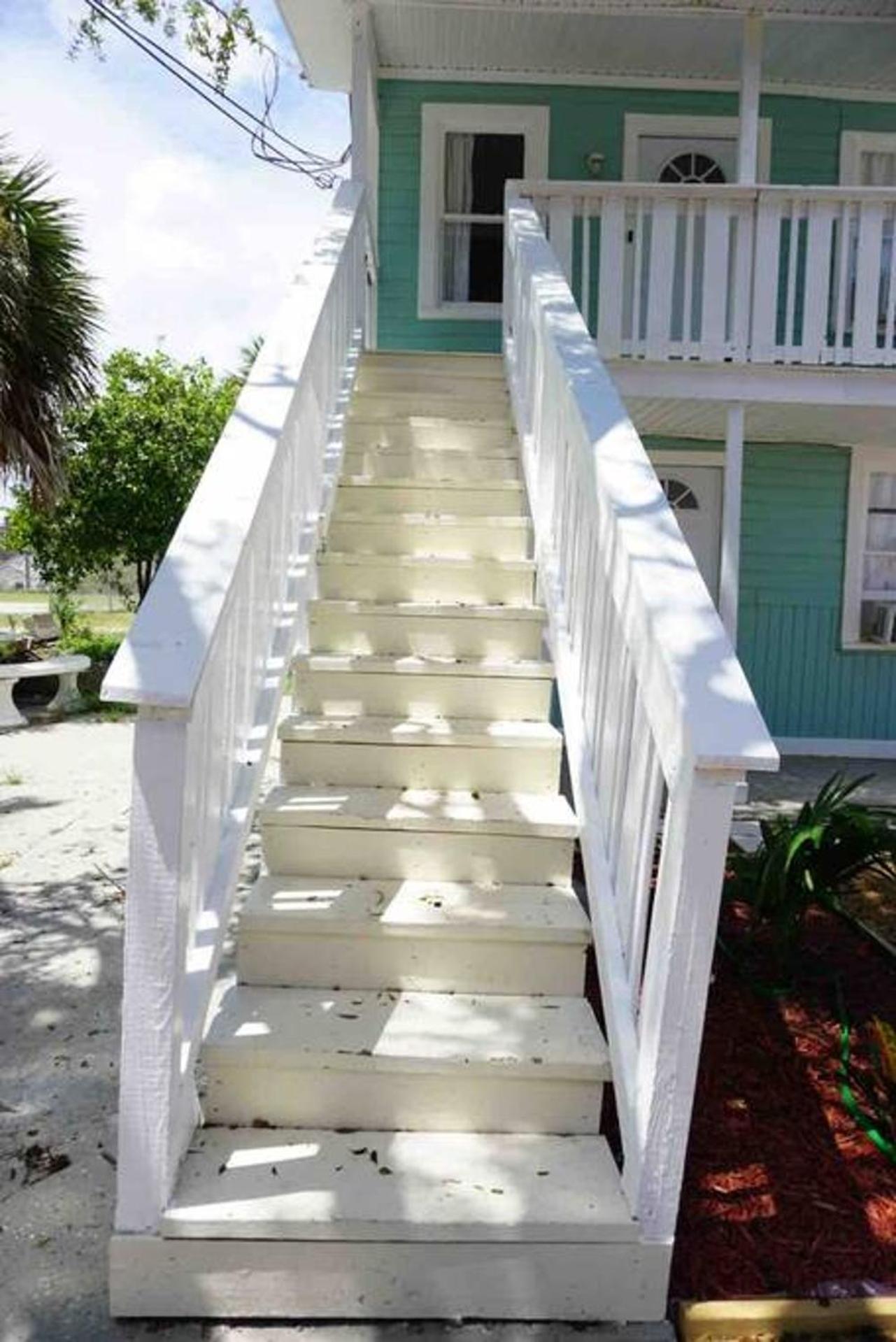 Pets Ok! Steps To Ocean Center Walk To Beach! Apartment *